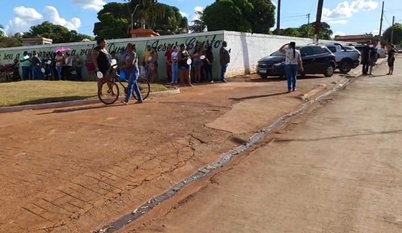 Parte 3: A CIDADE INTEIRA MANIFESTA SOLIDARIEDADE a família de VICTOR HENRIQUE ALVES DOS SANTOS, crianças que foi brutalmente assassinada no último domingo