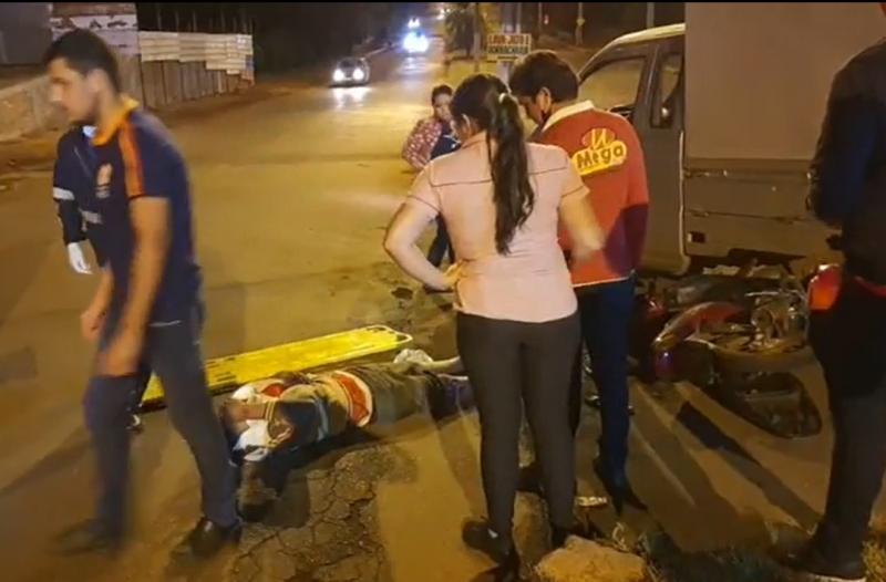  SAMU E CORPO DE BOMBEIROS são acionados para ocorrência de acidente de trânsito com vítima ferida