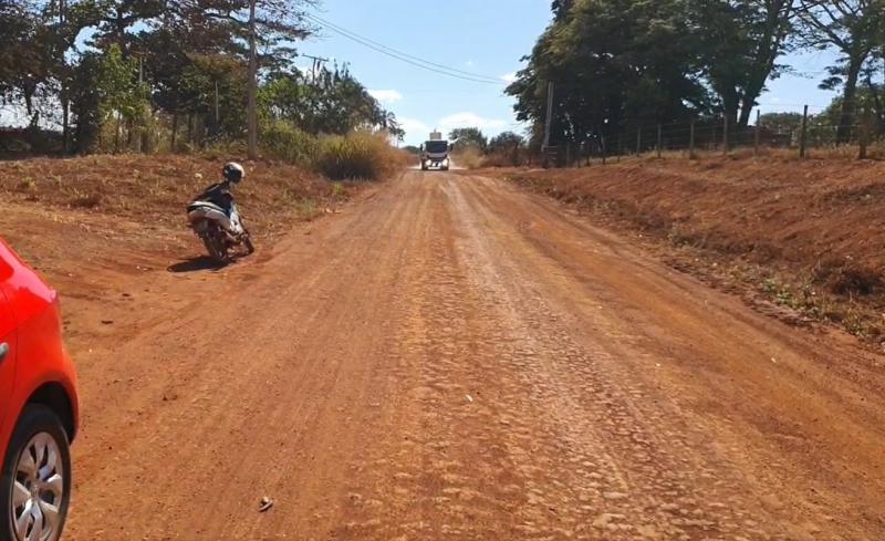 Nesta #REPORTAGEM depois de várias reivindicações a PREFEITURA LEVA A SOLUÇÃO AO BAIRRO SAO PAULO