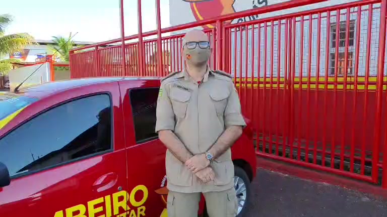 Corpo de Bombeiros e Secretaria de Promoção Social realizam campanha de arrecadação de alimentos e agasalhos