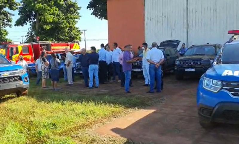 MOVIMENTAÇÃO NO AEROPORTO DE MAURILÂNDIA para receber o Governador Ronaldo Caiado que faz visita e inauguração na cidade.