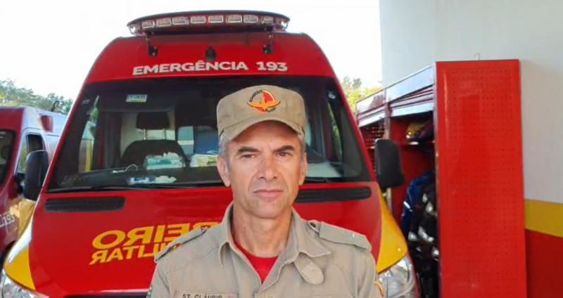  O CORPO DE BOMBEIROS é acionado para atendimento de EMERGÊNCIA em acidente doméstico com eletricidade.