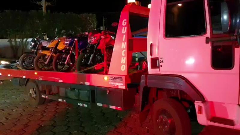 Motos apreendidas após racha irregular em Porteirão